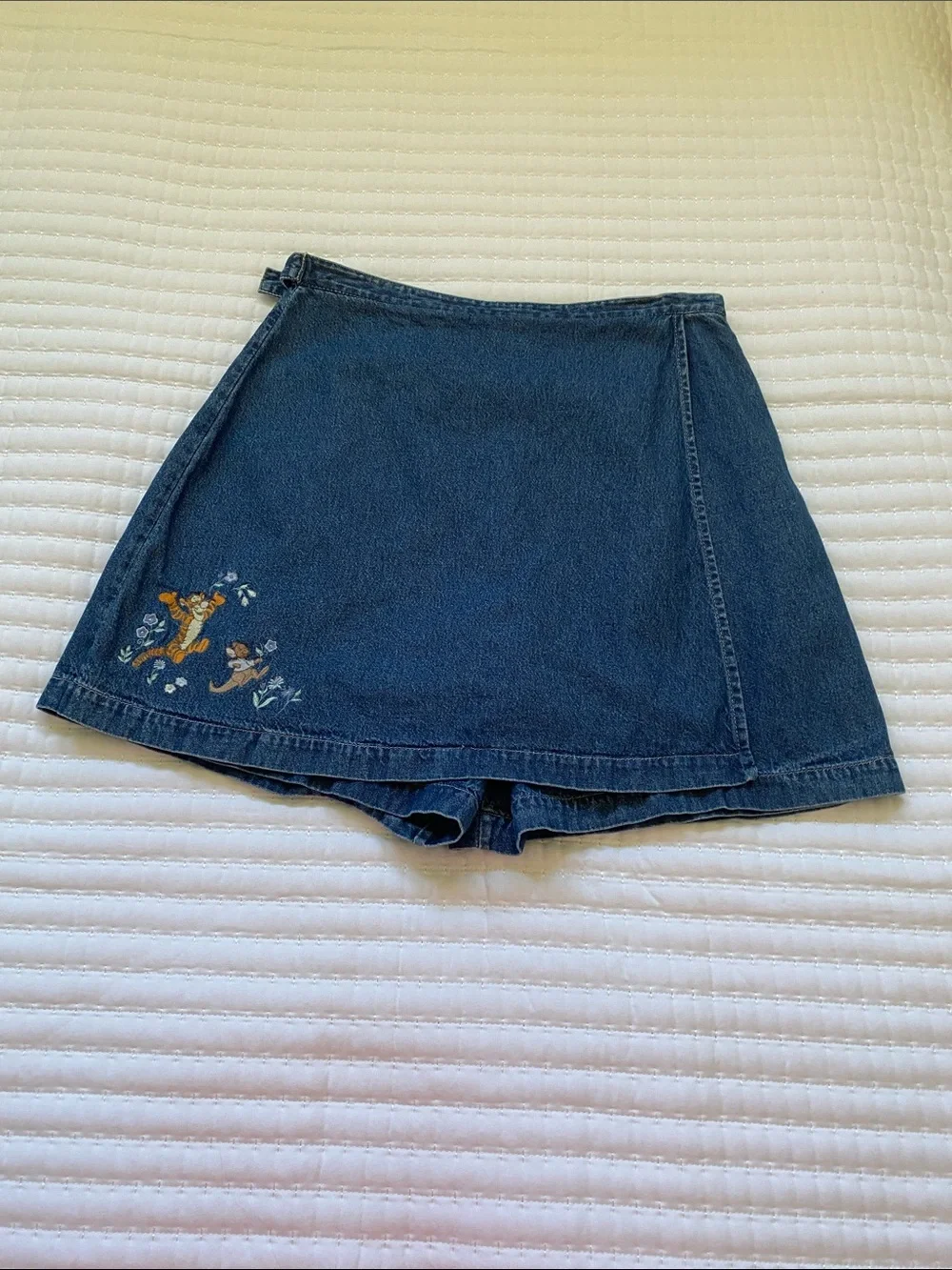 Vintage The Disney Store Eeyor and Tiger Denim Skort Size M